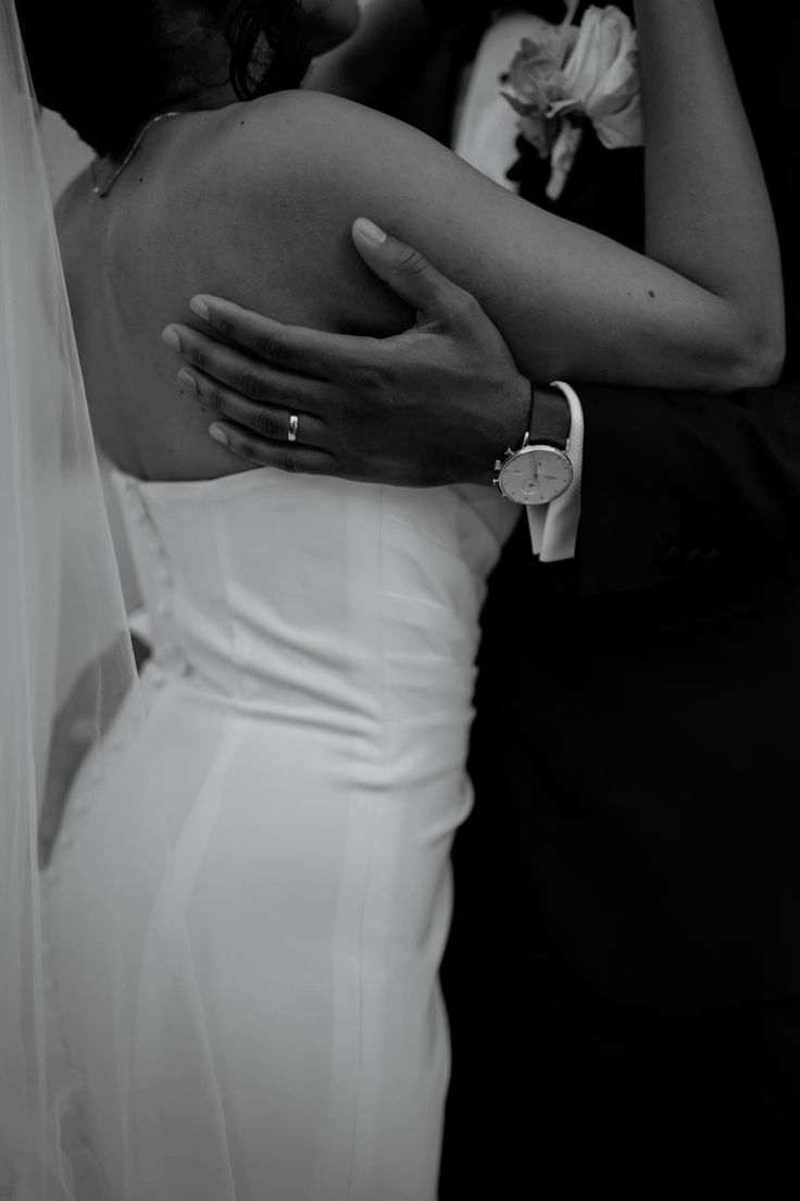 Silhouette couple